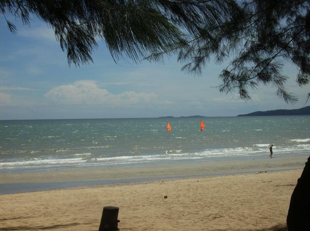 View Talay 5 At Nong Apartment Pattaya Eksteriør billede